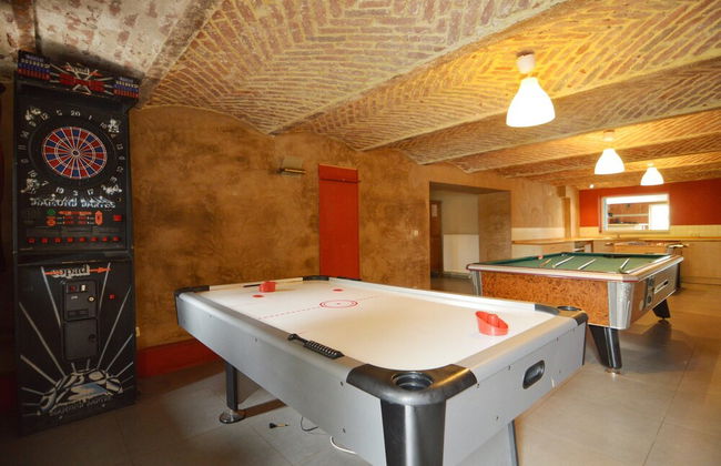 Lovely House With Much Luxury and Comfort - Photo 46