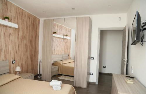 GuestHost - Al civico 5 - Mondern Apartments & Suite! - Foto 8