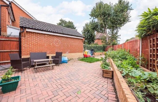 The Lake Hub - Photo 12