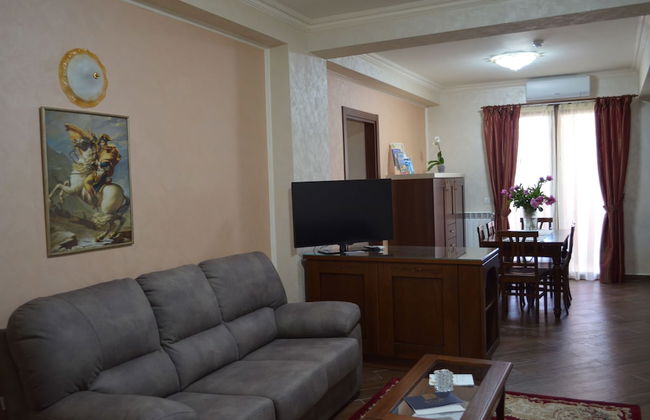 Aparthotel Luxury Ovidiu Mamaia - Foto 8