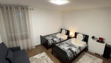 STUDIO proche du centre PARIS 15 min - Foto 2