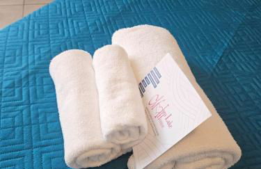 GARDA UN PO' Pool and Lake - Foto 17