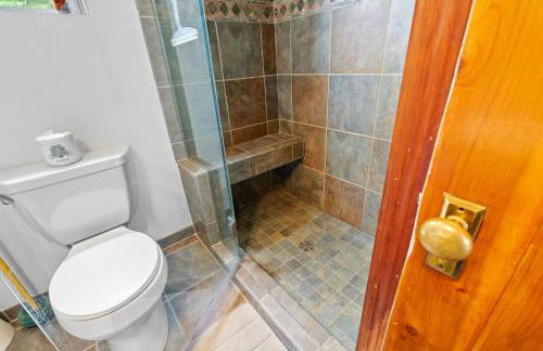 Sunset Shores - Waters Edge Cottage #2 by Simple Life Rentals - Foto 15