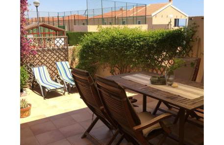 Preciosa casa con terraza y piscina R64 by Novadesta - Photo 17