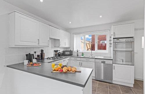 Spacious & Budget 4B Home w en-suites - Foto 58