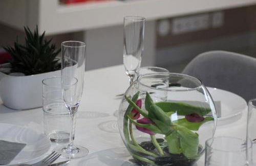 A few steps from BASEL with Balcony and free private Parking - Foto 2