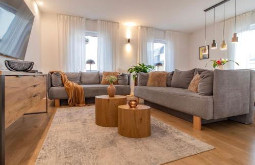 Stilvolles City-Apartment I WLAN l Küche I Zentral I 8P - Foto 2