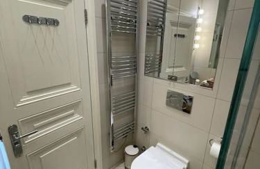 Stylish 3-bedroom flat in Kensington - Foto 18