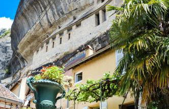La Lézardière Maison troglodyte aux Eyzies Périgord - Photo 1