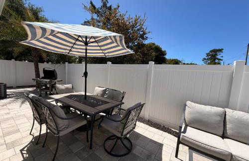 Lets Get You Laguna Beachin in this Brand New Cottage Steps to the Beach - Foto 16