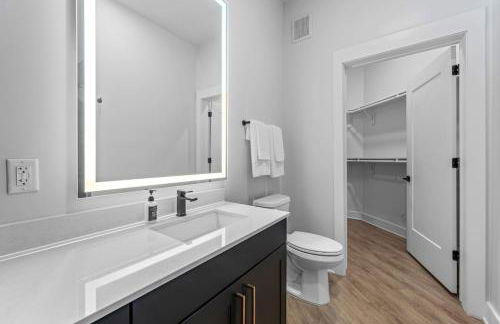 Luxury Condo Sleep the Whole Family Pool and Gym - Foto 15