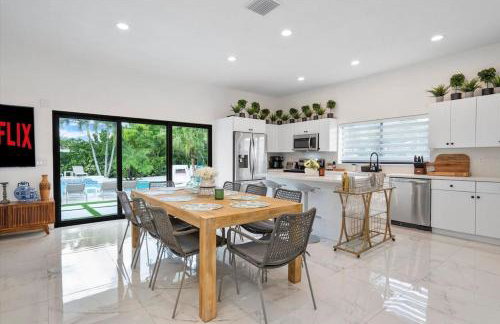 VillaLee-Jungle Palm Island white marble pool Area - Foto 34