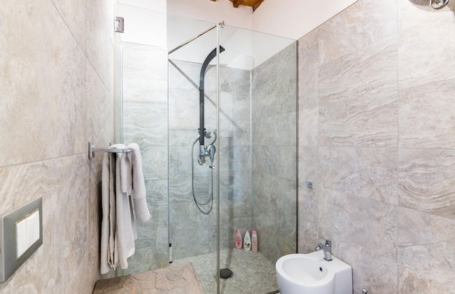 Pet-friendly Umbria Villa - Photo 35