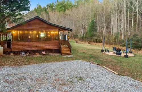 TNT II - Creek Front, Hot Tub, Fire Pit - Foto 10