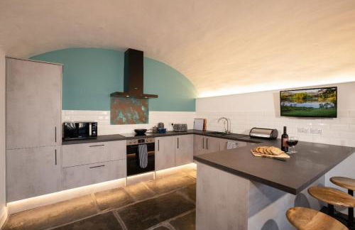 New 2 Bedroom Home at Waterhead Range by LetMeStay - Foto 1