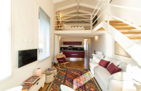 Asinelli Panoramic Rooftop, In front of the Two Towers - Photo 13