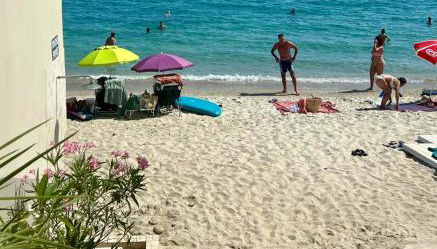 Résidence front de mer - Studio climatisé classé 2 étoiles avec jardin - Foto 3