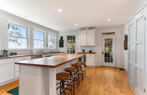 Blackstone on the Bluff with Lake Views Historic Home Family Friendly - Foto 25