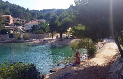 Apartments by the sea Stomorska, Solta - 11298 - Foto 26