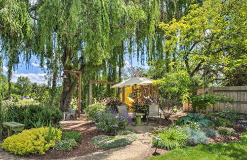 Game Room Fun! Medford Family Retreat - Foto 29