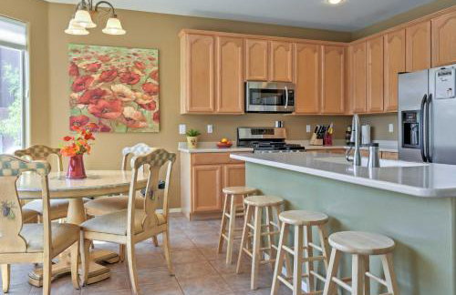 North Phoenix Home with Pool Hike, Swim and Shop! - Foto 8