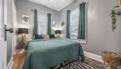 Jungle Themed Apt. Close to Coffee, Food + Shops! - Foto 5