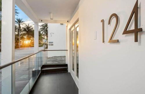 Versace Mansion Neighbor (Floor 1) Sleeps 9 - Foto 44