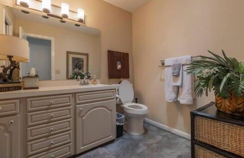 What-A-View HSV - Serene Lakeside Town Home - Foto 21