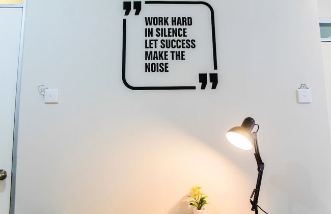 Stylish and Posh 1BR Gading Nias Apartment - Foto 9