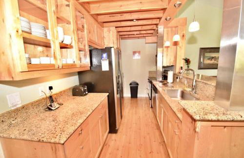 Gorgeous Jackson Hole Condo in Top location with Great Views and Private Deck with Barbeque! - Foto 5