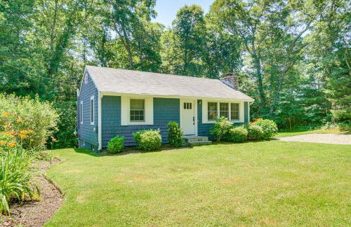 4 Mi to Bristol Beach! Coastal Retreat with Pond - Foto 28