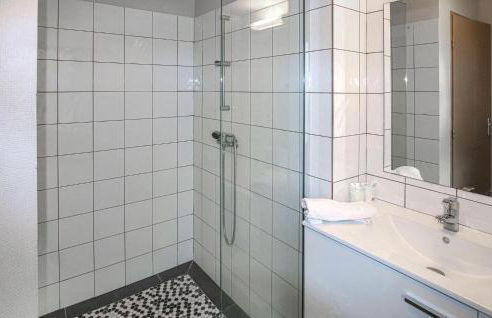 Pet Friendly Home In Privas With Sauna - Foto 27