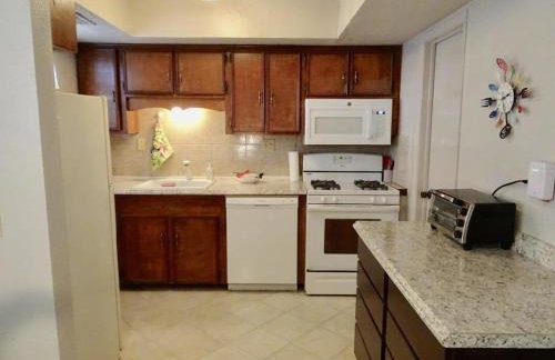 Historic Galveston Beach Cottage - Foto 8