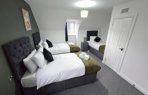 2ndHomeStays- Bilston- Contractors Friendly Townhouse - Foto 7