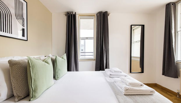 Beautiful Stylish 2 Bed Flat Clerkenwell - Foto 3, Habitación