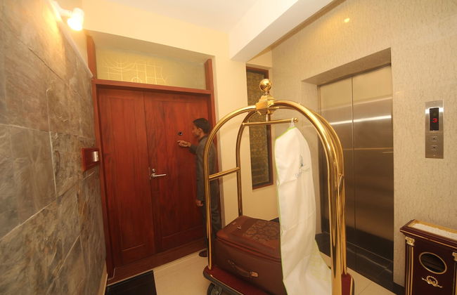 Unique Towers Luxury Boutique Suites - Photo 49