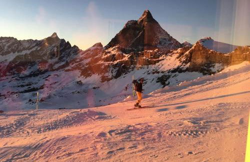 Spectacular mountain hideaway - Foto 21