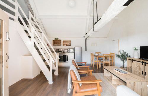 Cosy Cotswolds Cottage Farm Stay - Shepherds Rest - Photo 32