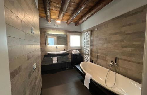 Ca' Del Vecio, in centro storico, Piazza Garibaldi - Foto 7