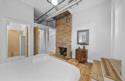 Huge Retrea w Rooftop Deck Stay At Farmers Market - Foto 18