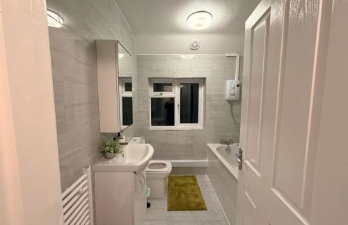 Contractors Residence - Long Stay DISC0UNT- Private Parking - Central Location - Fast Wifi - Foto 22