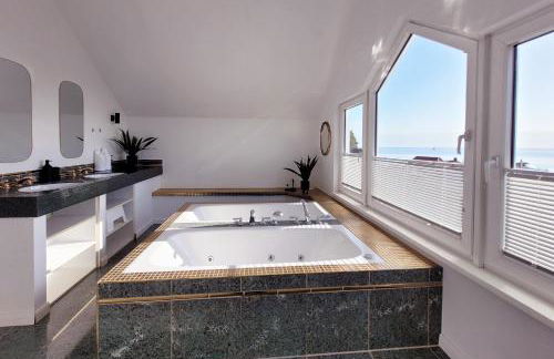 Große Penthouse Ferienwohnung mit Meerblick, Sonnenterrasse & Luxusbad von "Momentic" - Foto 20