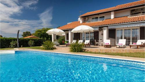 Villa Basic - Foto 3