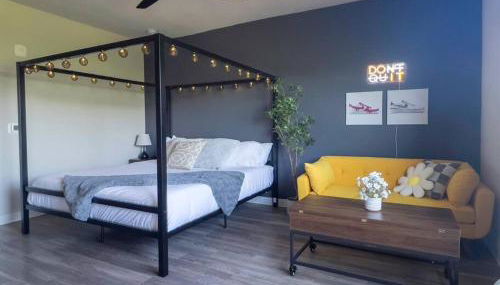 Iconic Nike Studio & Romantic Canopy Glow - Foto 2