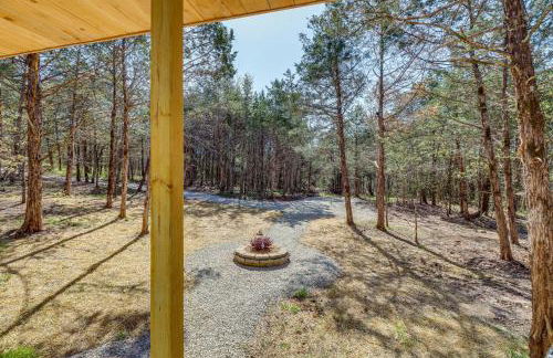 Dreamy Lead Hill Cottage with Fire Pit and Hammock! - Foto 23