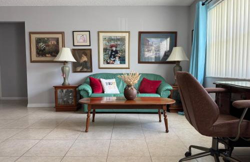 Boutique Stay - Near Beach, PSP4, Billiard or PingPong, Fire Pit, Private Yard - Foto 30