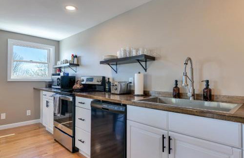 2BR Condo Downtown SWH w/ Ocean Views [Driftwood] - Foto 3