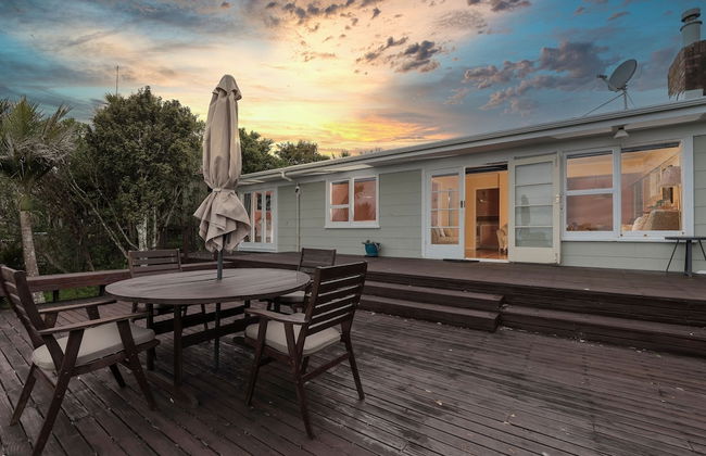 Sunset Capital Of The World - Photo 23