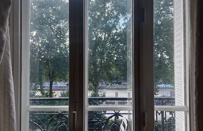 Eiffel Edge Escape (30 mètres de la Tour Eiffel) - Photo 13