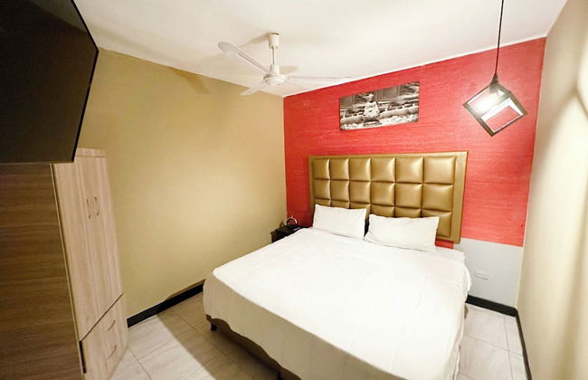 PROMO 18 BDRM Building, Pool+ 5Jacuzzis at Poblado - Foto 6